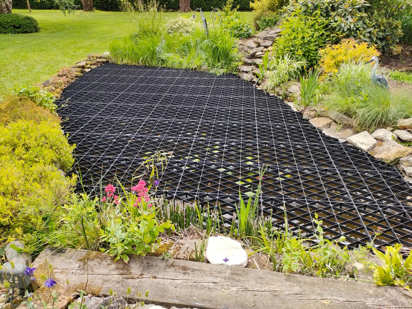 Fully Fitted Diamondeck Safety Grid