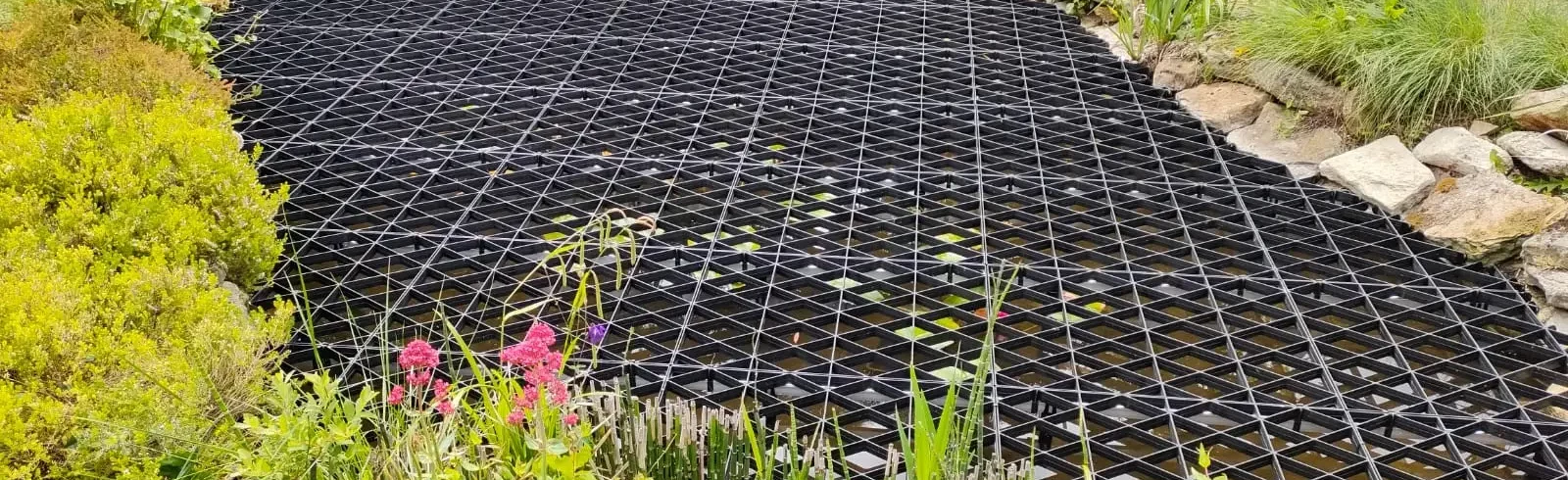 Fully Fitted Diamondeck Safety Grid